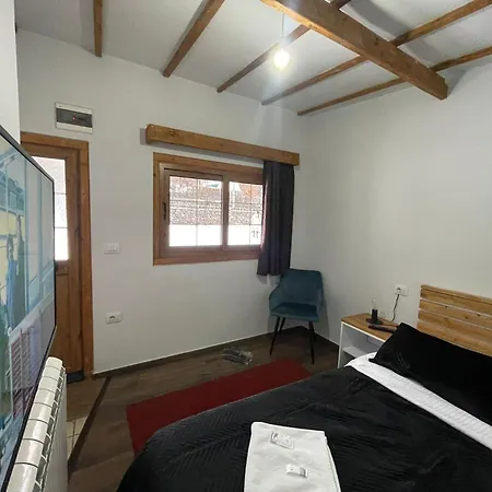 Alpine Guest house *