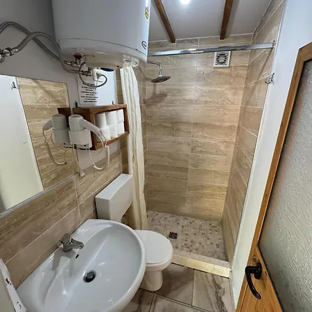 Alpine Guest house